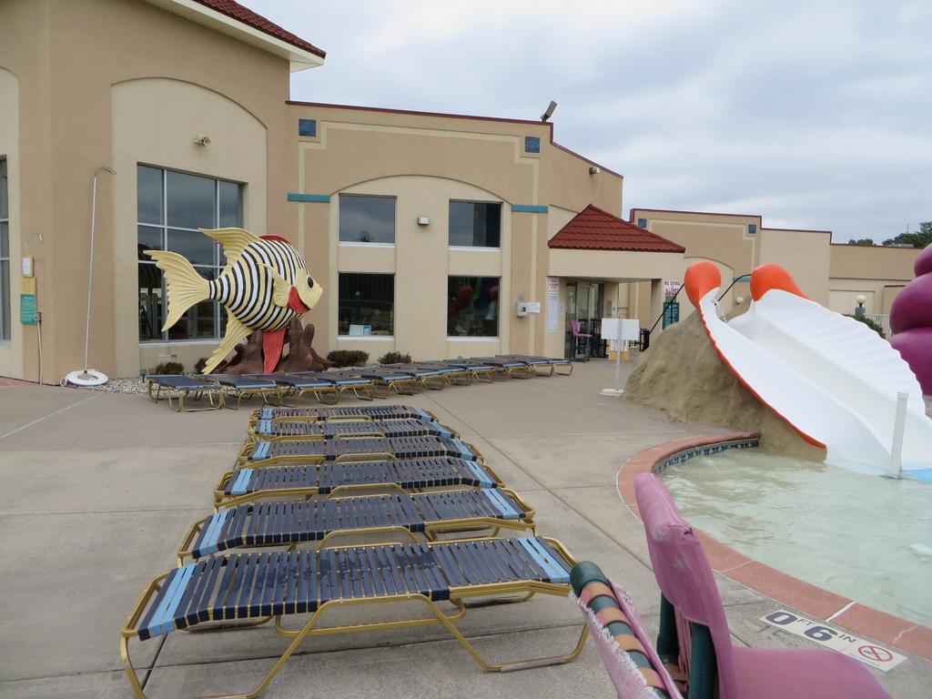 Ambers Resort And Conference Center Wisconsin Dells Exterior photo